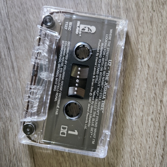 🌿2/$20 U2 The Joshua Tree cassette - Picture 3 of 5